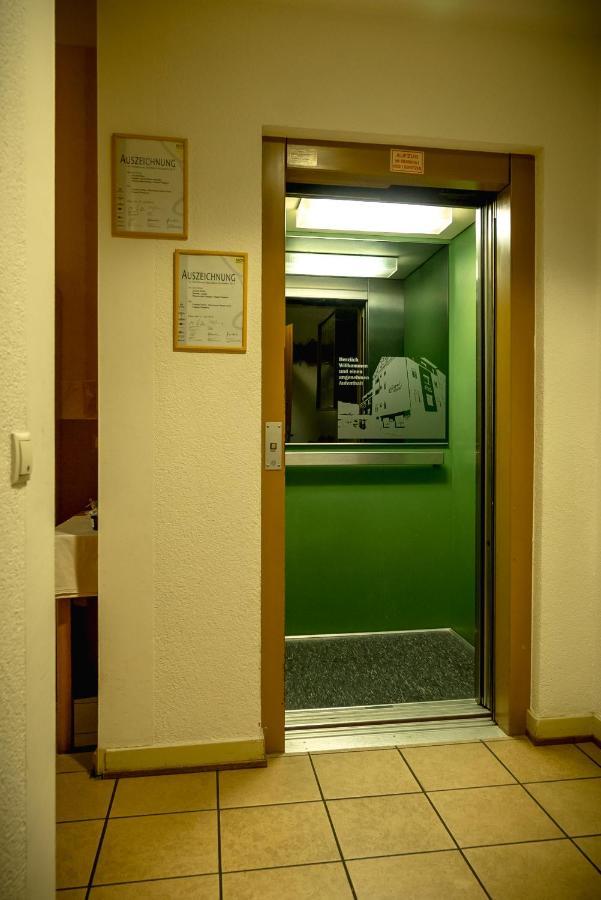 Central-Hotel Verbandsgemeinde Verbandsgemeinde Traben-Trarbach Buitenkant foto