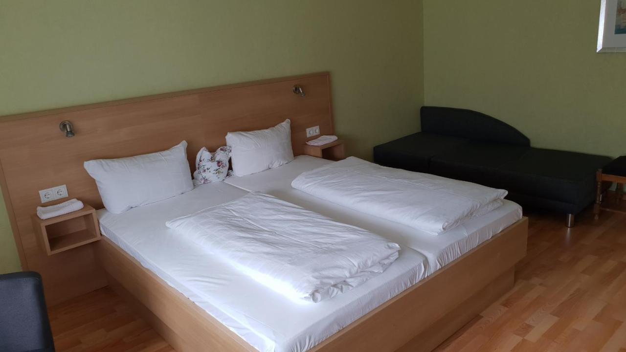 Central-Hotel Verbandsgemeinde Verbandsgemeinde Traben-Trarbach Buitenkant foto